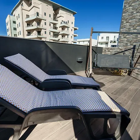 Moonlit Terrace Escape Estalagem St. Paul's Bay