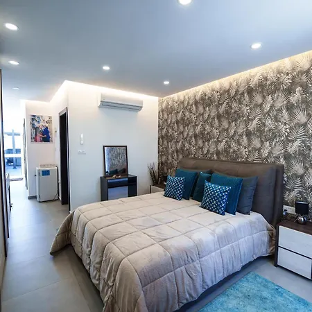 Moonlit Terrace Escape Estalagem *