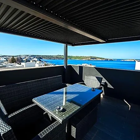 Värdshus Moonlit Terrace Escape *