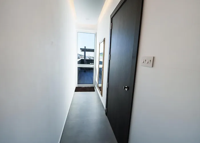 Moonlit Terrace Escape Mini-hôtel