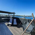 Estalagem Moonlit Terrace Escape *