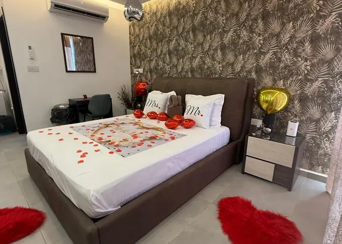 宾馆 Moonlit Terrace Escape